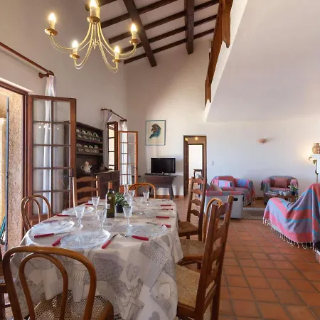 빌라 La Baiassiere By Interhome